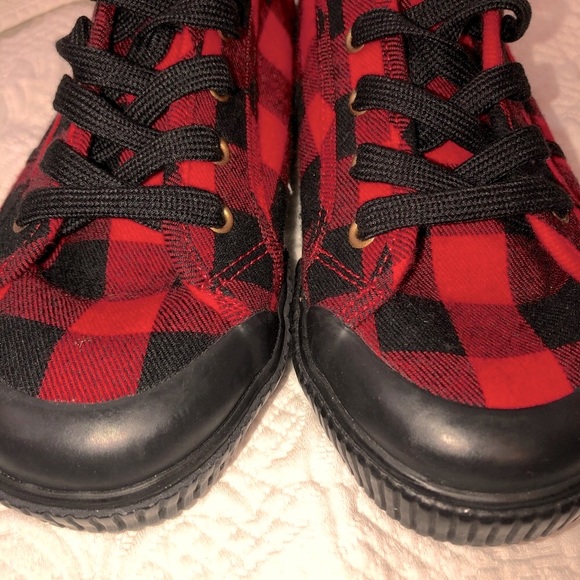 GAP Red Black Plaid Low Top Lace Sneakers Childs 3🧑🎄 - Picture 4 of 13